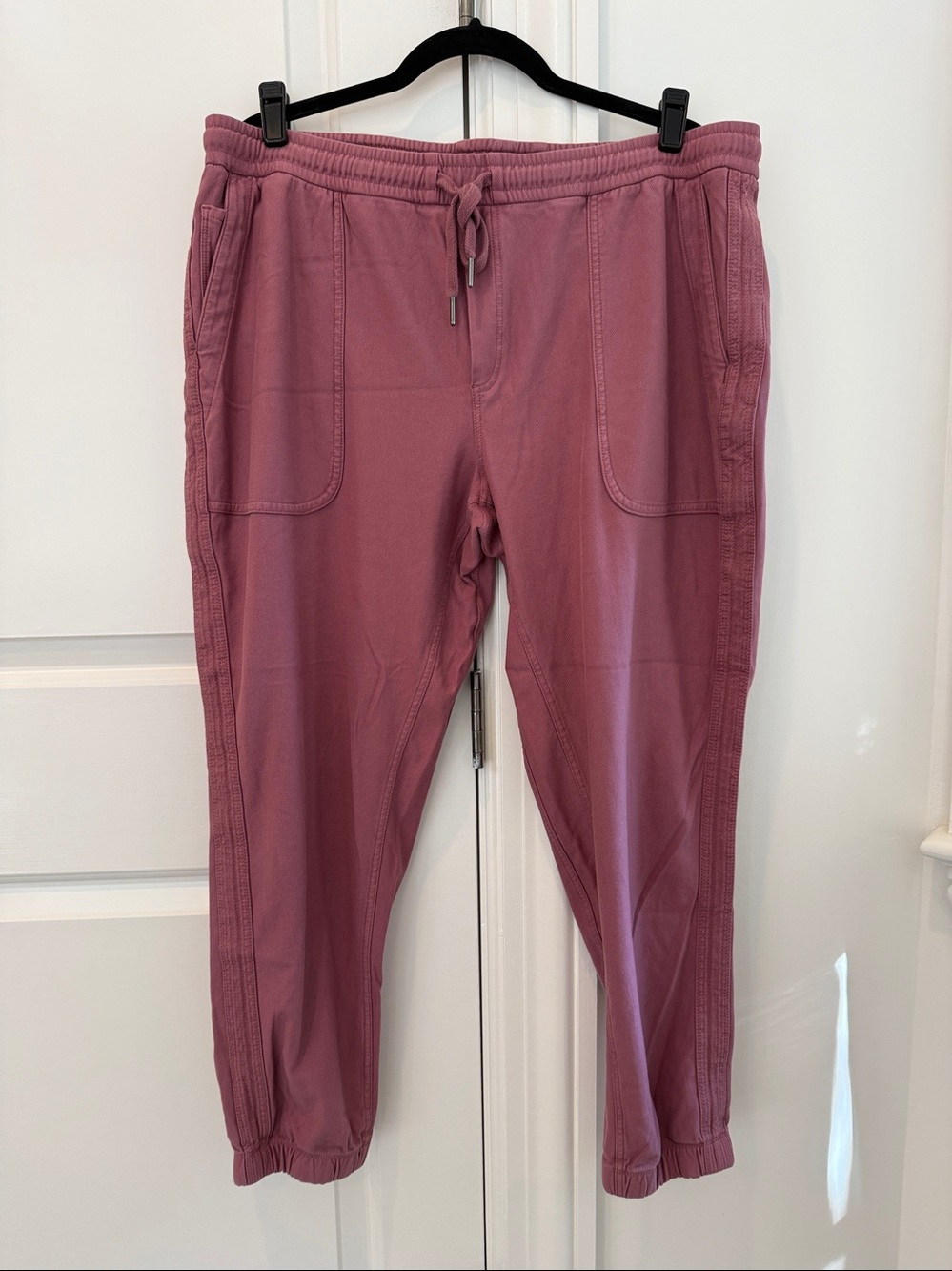 Athleta Farallon Jogger Size XL Dusty Pink